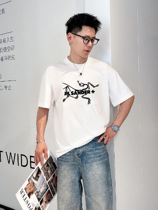 2025春夏新款首发专柜最新款短袖圆领T恤 高端订制 设计前卫时尚