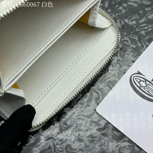 𝐠𝐨𝐲𝐚𝐫𝐝 爆款 💕 戈雅钱包卡夹 功能齐全，
