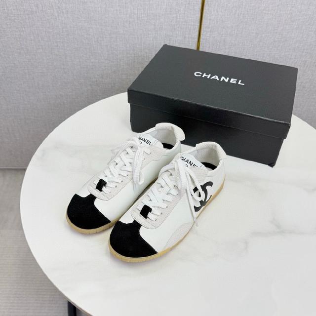 专柜同步 专柜非常火爆 非常难买的一款鞋 全网最火的厚底熊猫鞋