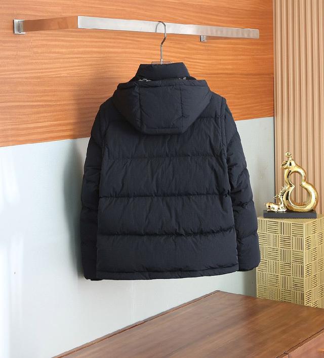 ENGLAND家冬季新款羽绒服，男女同款巴宝莉顶级原单可脱卸袖子羽绒服