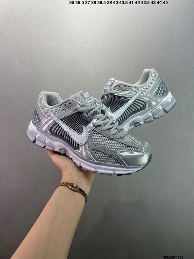 真标✅耐克Nike Zoom Vomero 5