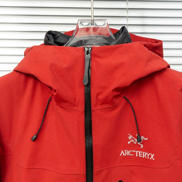 Arcteryx始祖鸟 Alpha系列 Sv7 第七代三合一 可拆卸