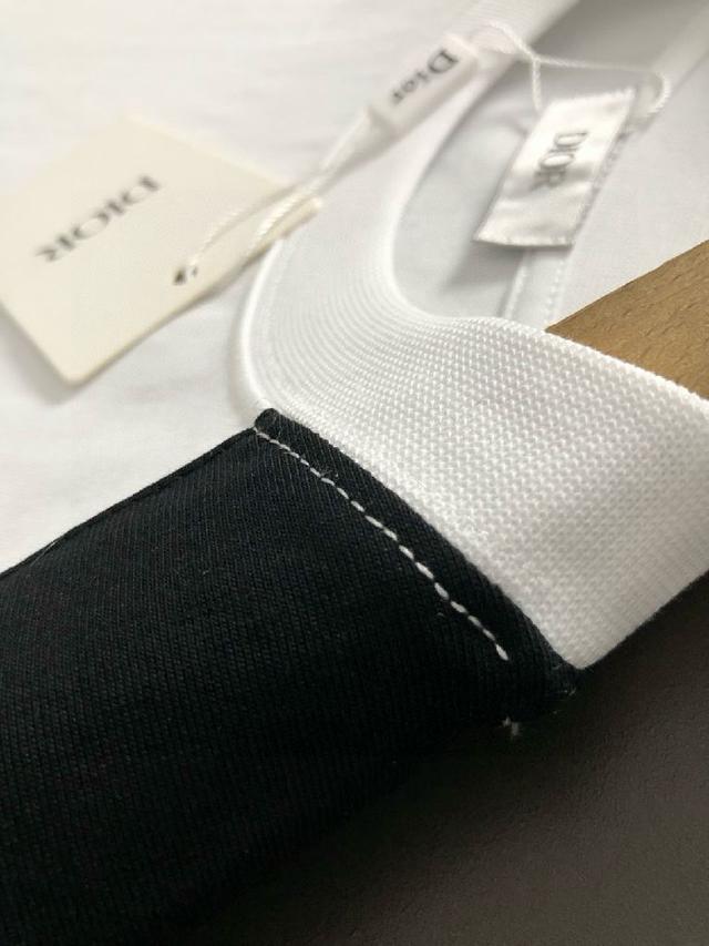 25春夏新品彩色字母植绒刺绣标识短袖T恤，采用定制