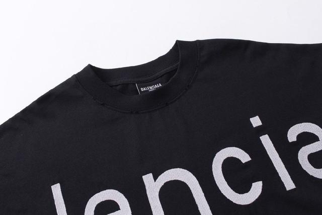 面料采用巴黎ZP定织定染全棉双纱紧密棉.克重260克，布面干净.布纹清晰