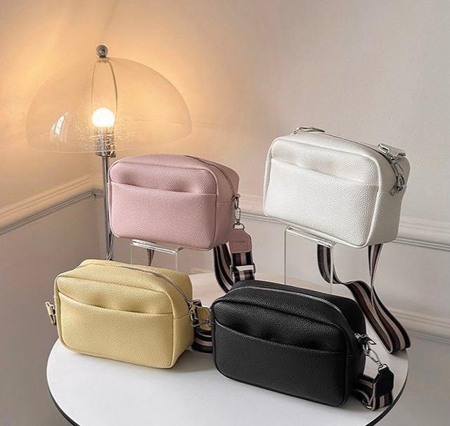 新款純色斜跨單肩小方包(預購)