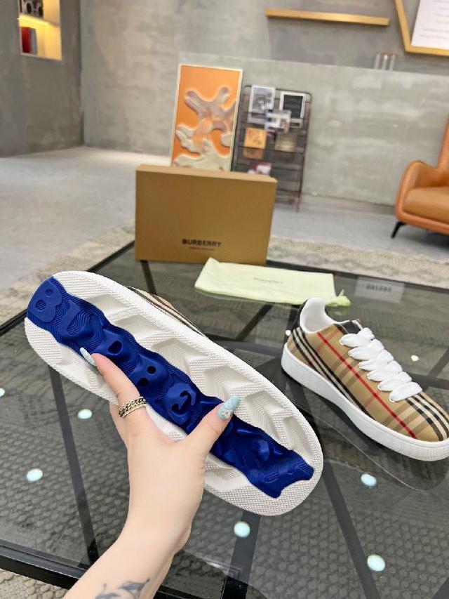 顶级代购🇮🇹 巴 炸街男神爆款休闲板鞋来袭专柜同步