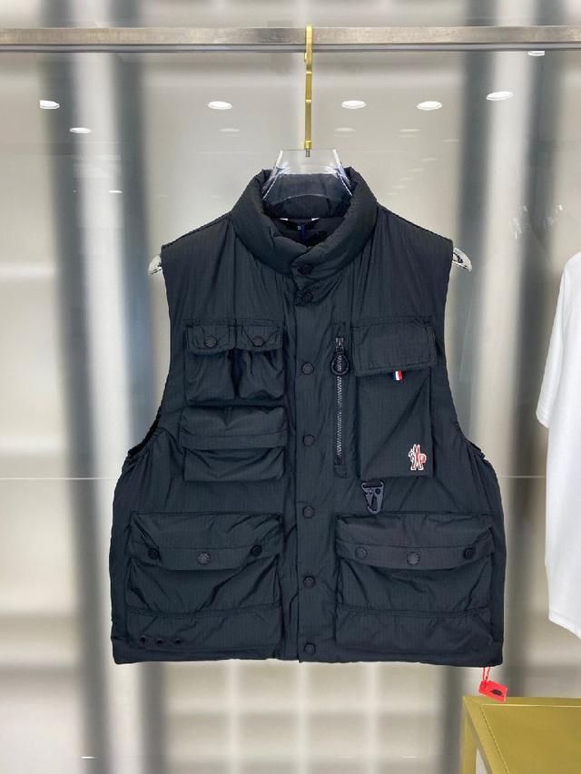 羽绒服 原版1:1订制五金配件全进口原版定制 欢迎专