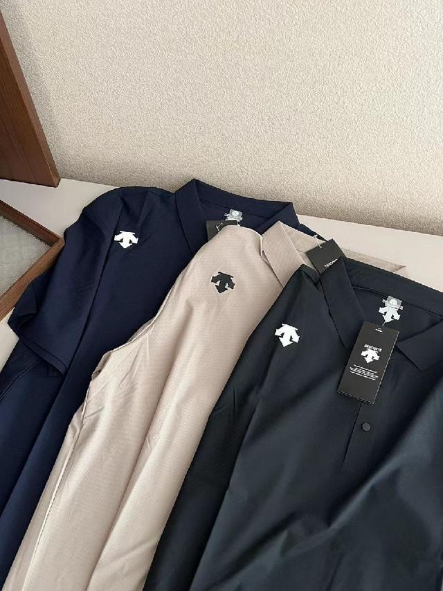 这是Description的女版针对夏季跑步设计，TOUGH速干透气弹性面料！