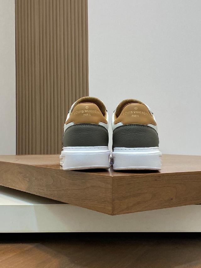 顶级代购🇮🇹 路 炸街男神爆款运动板鞋专柜同步