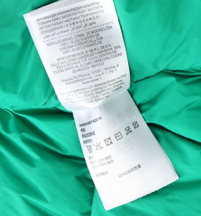 高品质羽绒服极度防寒 顶级的设计 让整件羽绒服