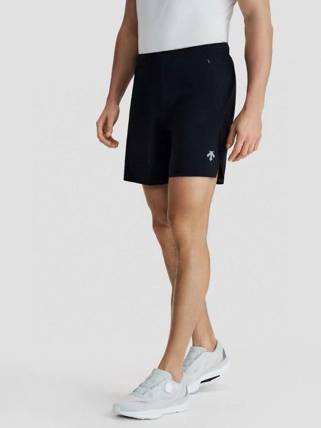 DESCENTE迪桑特圆领女士短袖T恤女士束腰款短袖迪桑特综训