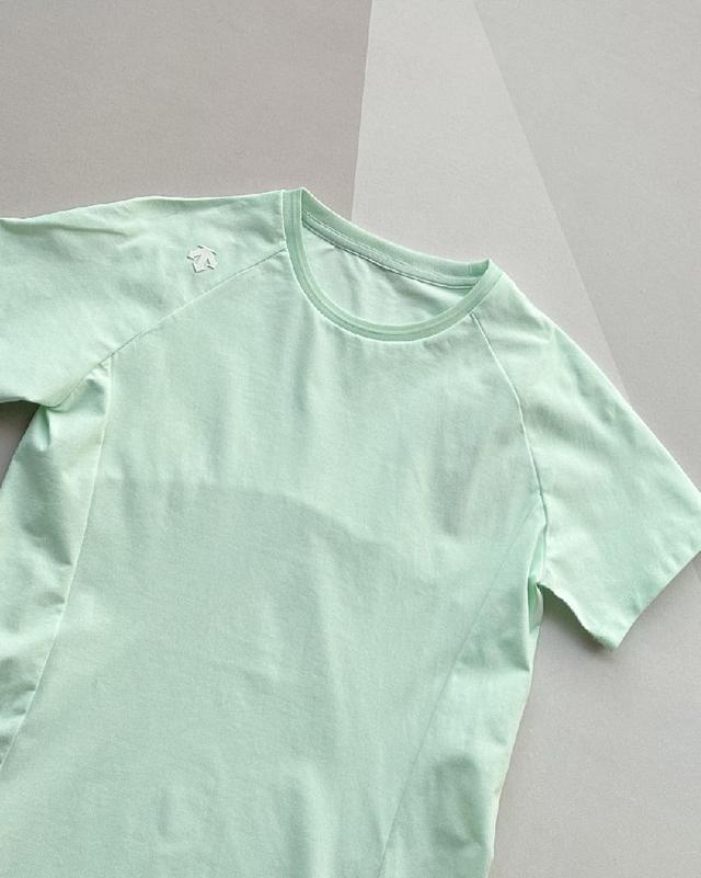 颜色: 灰色 黑色 白色 尺码 ：M-4XL