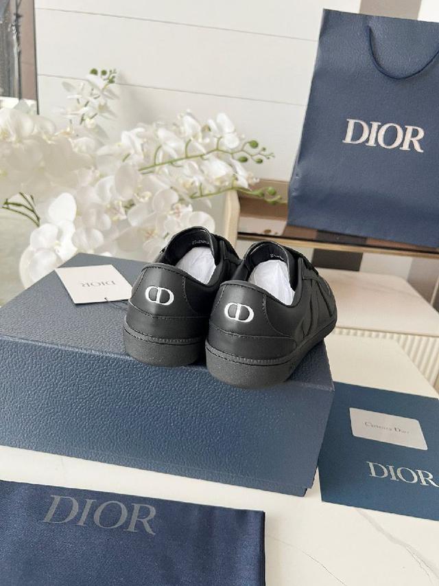 顶级代购🇮🇹 巴 炸街男神新品来袭，超人气爆款专柜新款