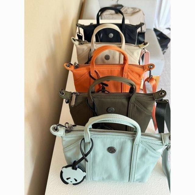 高顏值迷你托特單肩包 ( 附熊貓吊飾 )