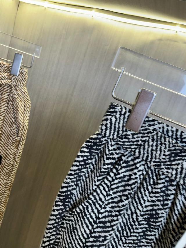 休闲裤2025SS春夏新款，特选定制科技清爽面料，