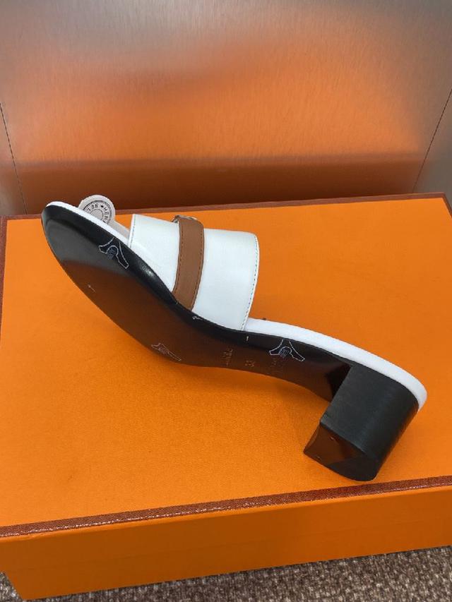 Hermes 春夏经典款 Giulia 粗跟拼色女鞋  H家 平底Kelly五金