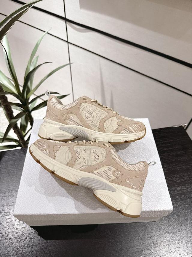 款厚底运动鞋 休闲鞋‼️整双鞋子采购Zp开发打造，全部