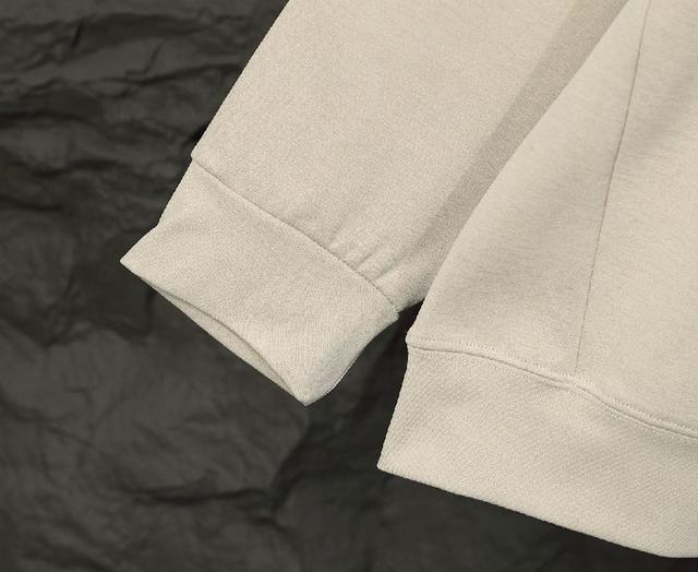 路易威登 𝙇𝙤𝙪𝙞𝙨 𝙑𝙪𝙞𝙩𝙩𝙤𝙣 1V 25FW Tyler