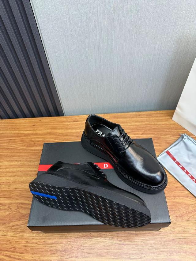 Prad*普拉达.男士爆款时尚皮鞋👞