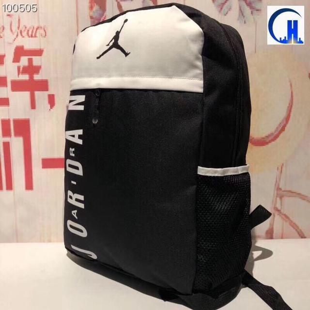 AJ Jordan乔丹双肩背包书包