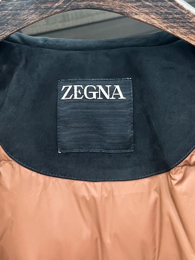 杰尼亚 25秋冬时尚翻领麋鹿皮轻薄羽绒夹克