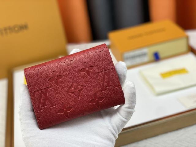 💎 小巧玲珑却极为实用，此款多彩信封式