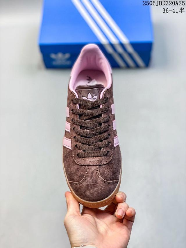 Dynamic Air”系统直接配置在橡胶的外底上