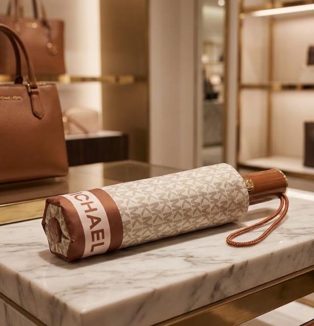 美國_ Michael Kors 經典老花折疊傘滿版#隨時結單