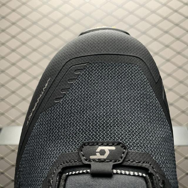 马拉松徒步鞋 采用Vibram橡胶大底 超强地面咬合力稳走复杂路况