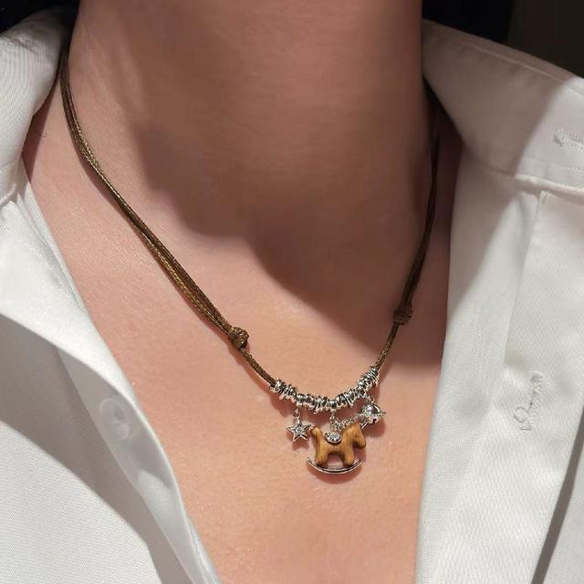 #收單260312比奈鹿Binalu手工星球木馬毛衣項鏈禮盒