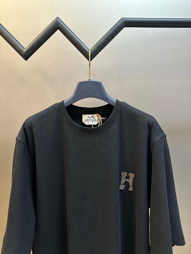 Dior迪奥字母标语刺绣T恤短袖