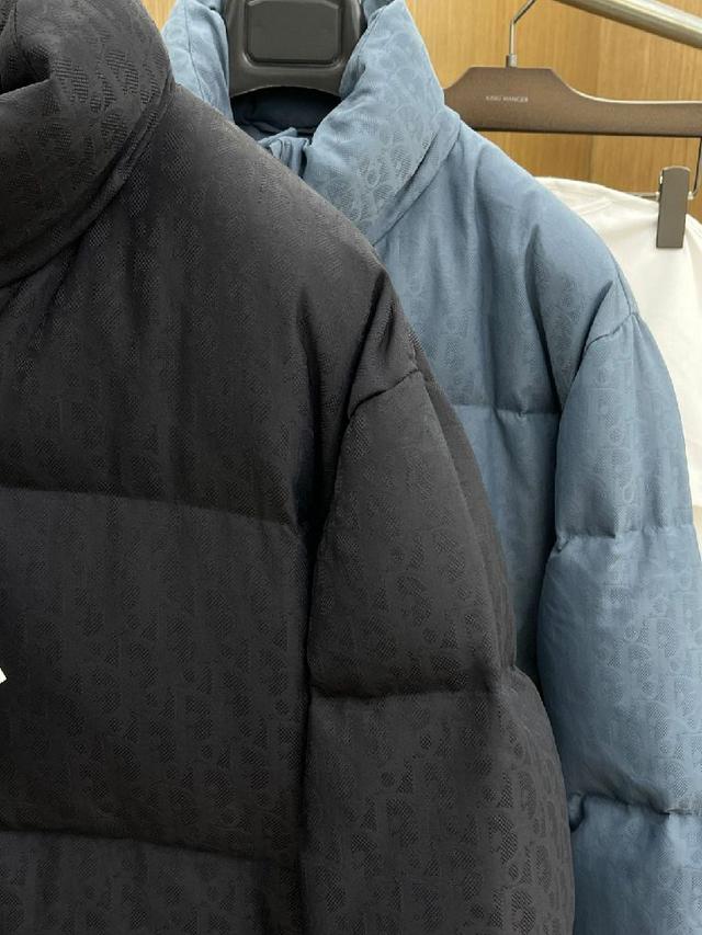 羽绒服2025最新款时尚设计师款羽绒外套.（连帽可拆卸）