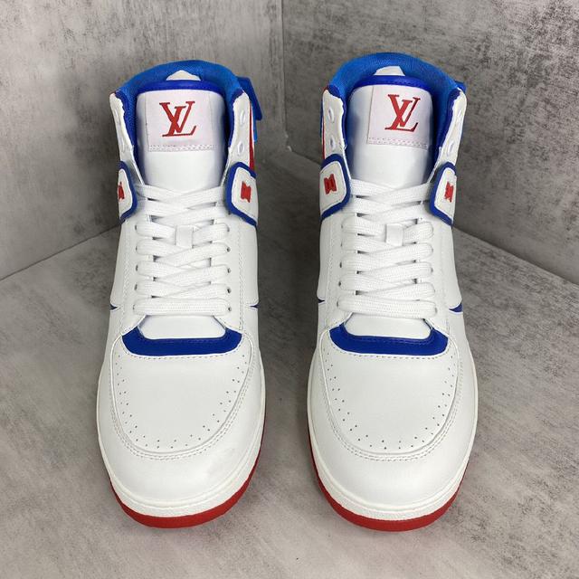 高帮运动鞋 Monogram 丹宁布取自可循环聚酯纤维