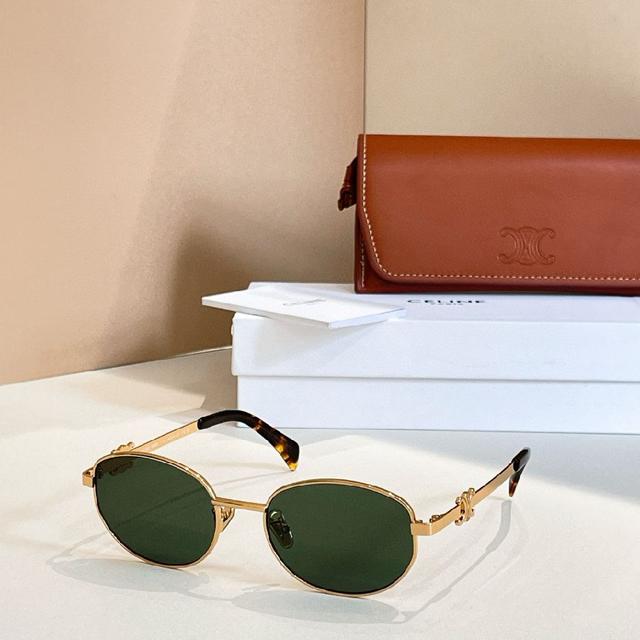 PRAD*太阳眼镜⭐️⭐️⭐️ MODEL:SPR 50W⭐️⭐️⭐️