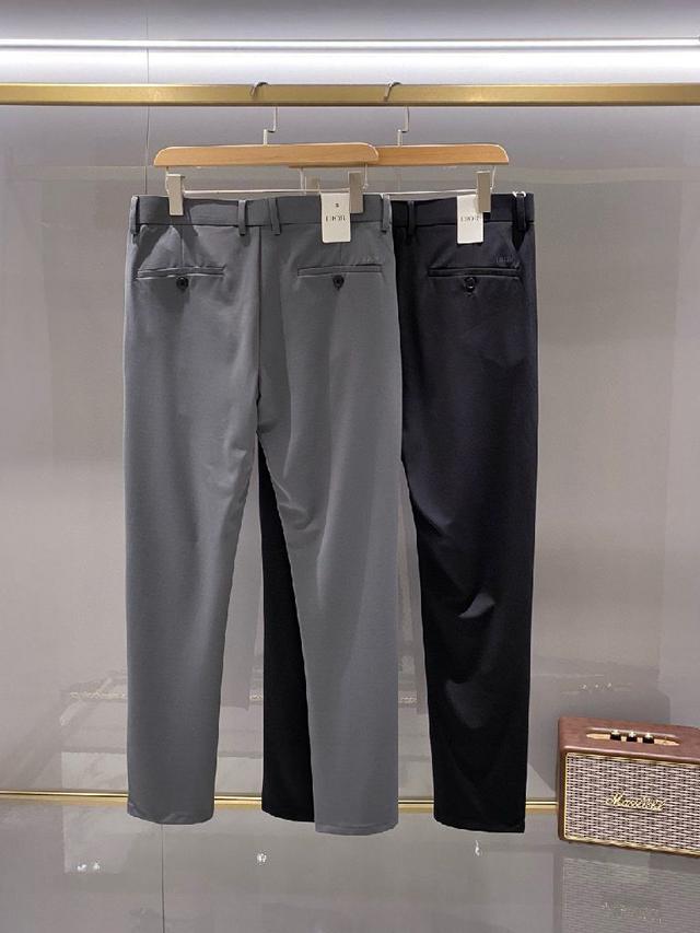 -Dio*r男士修身合体版型纯棉轻薄有型的西裤！