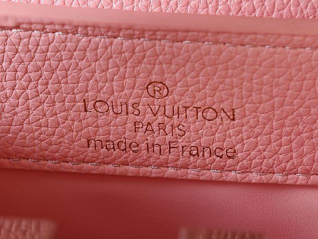 斜跨包／手提包，休闲百搭款，没有花里胡哨的装饰，简约大方