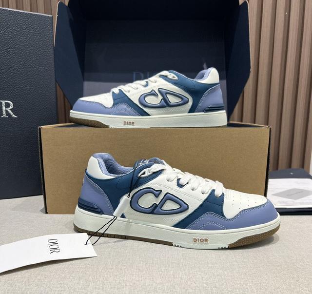 超轻TPR·橡胶；双色成型大底 超高品控·做工精细
