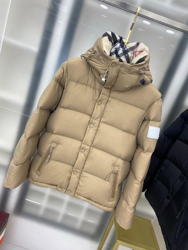 羽绒服2025最新款时尚设计师款羽绒外套.处处细节显工艺
