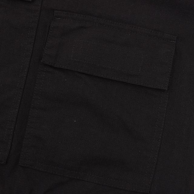 我们在原版毛纱品质的基础上调整了整体的手感和亲肤感