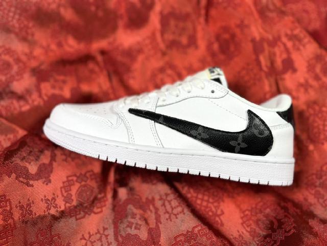 Rare Customized Air Jordan 1 TS倒勾