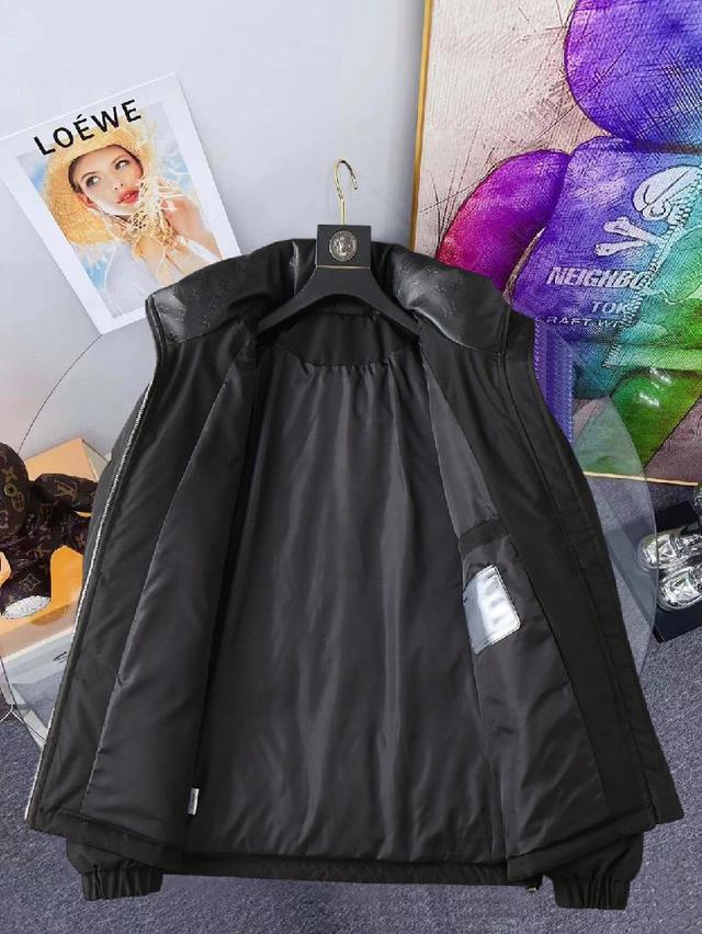 羽绒90白鸭绒外套，秀场新品‼品相非常完美