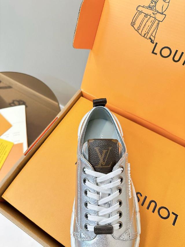 LV Bubble 云朵鞋| 漫步云端的感觉！ 未来感设计，百搭又吸睛