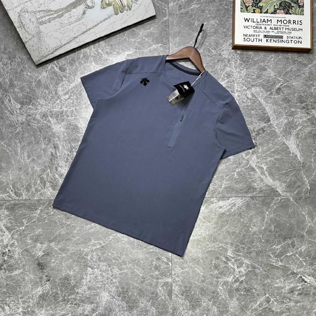 DESCENTE / 迪桑特 二色综训运动