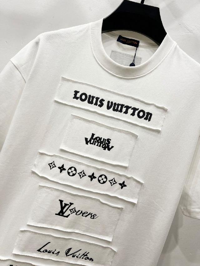 法国路威酩轩集团-LVMH旗下品牌，著名奢侈品箱包和皮具