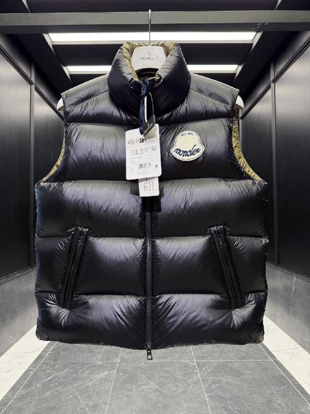 Moncler蒙口马甲 最新爆款💥立领大标羽绒服🔥浮雕填充工艺
