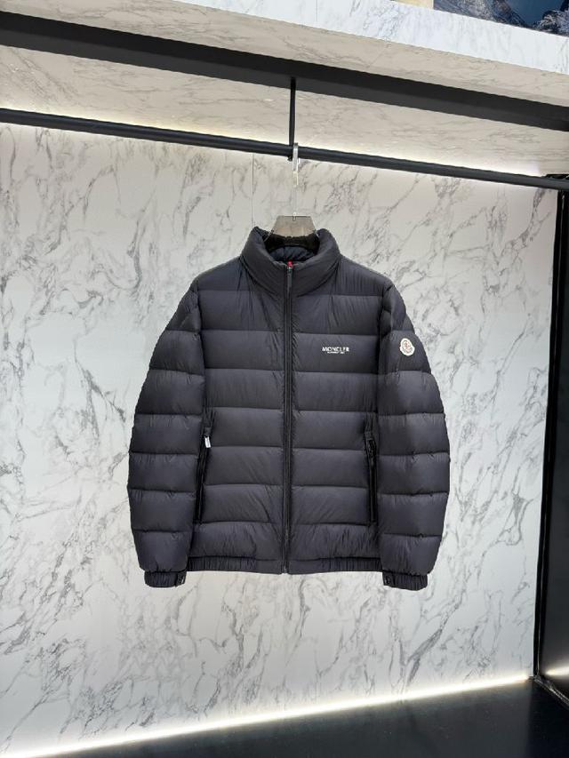 Moncler 羽绒服2025最新款时尚设计师款羽绒外套.处处细