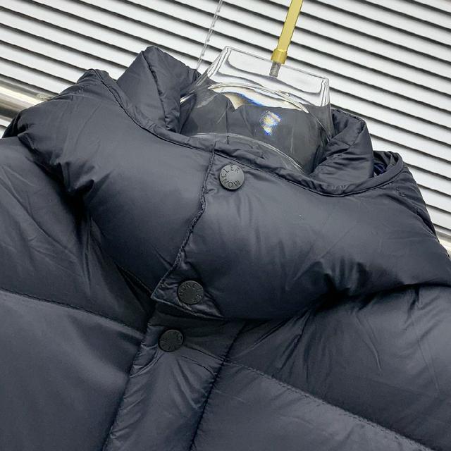 Moncler 2025最新款时尚设计师款羽绒外套❤️蒙口连帽羽绒服，