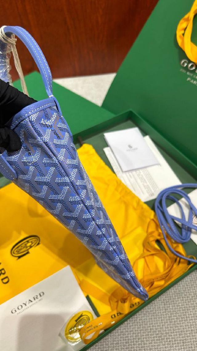 内袋带有钥匙圈的最新零🔑 比之前的最小号还要小一丢丢