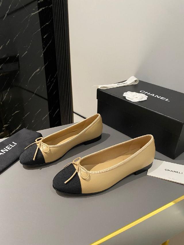 𝐂𝐇𝐀𝐍𝐄𝐋最新涂鸦帆布鞋 顶级品质 帆布饼干鞋👟潮