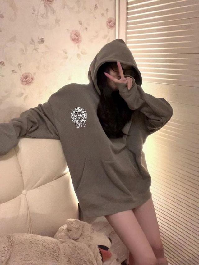 Dior限定大厂刺绣🪡logo加绒卫衣 T✔️✔️原地自留款！